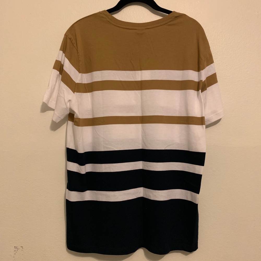 H&M Men’s T-Shirt - Picture 2 of 3